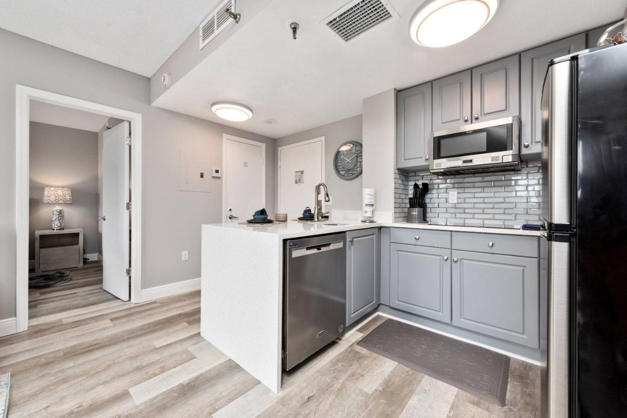 Apartamento At The Enclave - Near Universal *