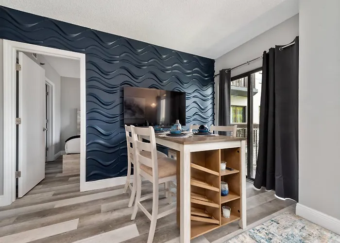 Apartment At The Enclave Resort - Near Universal